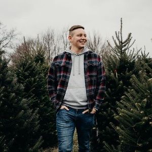 Meet your Posher, Cole